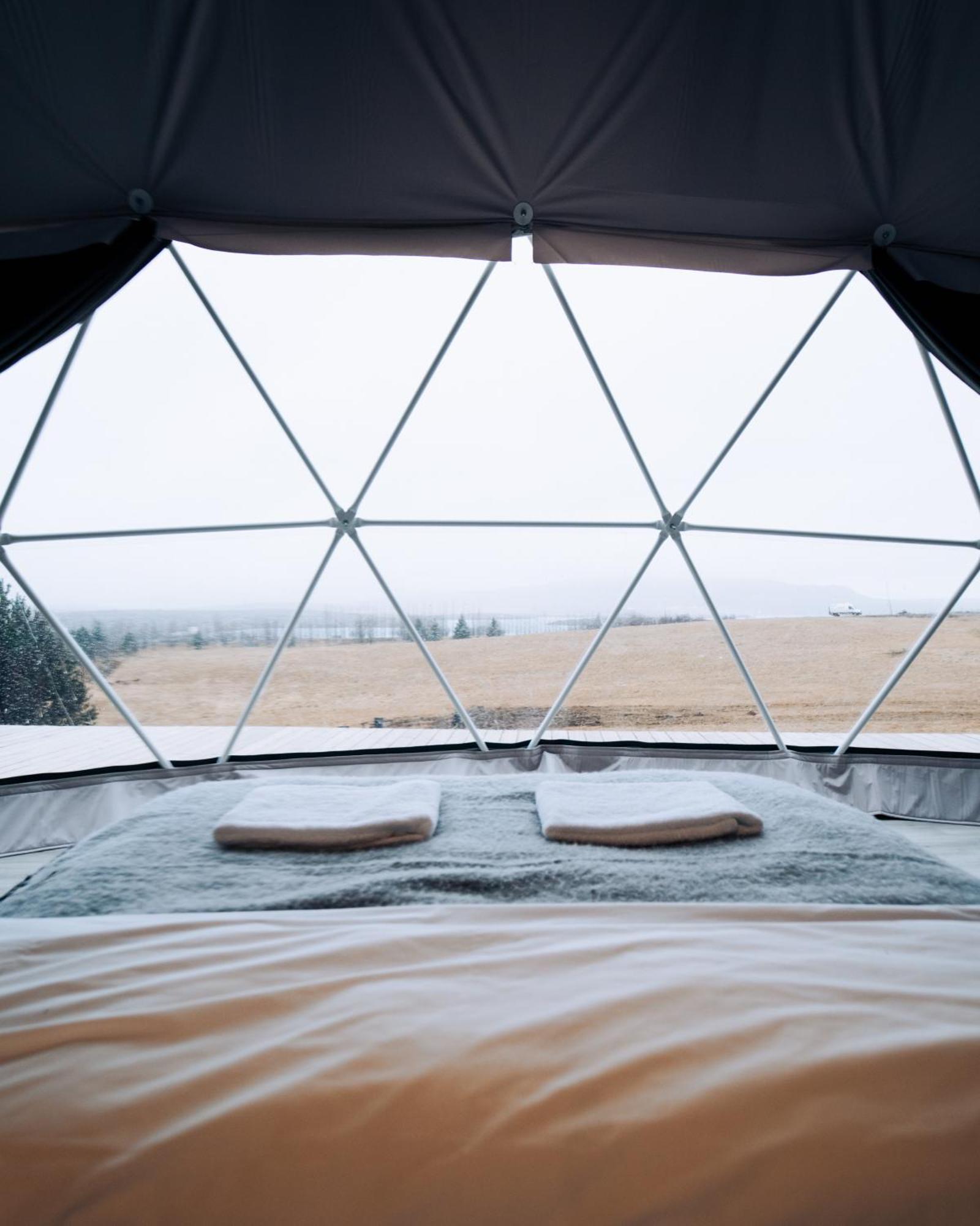 Golden Circle Domes - Lake View Selfoss Exterior photo